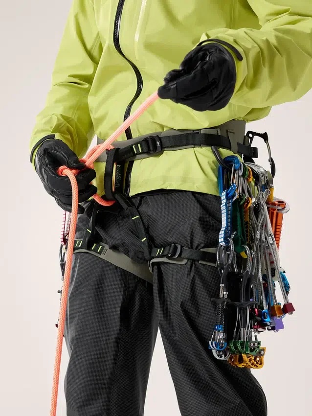 AR-395a Arneses para hombre