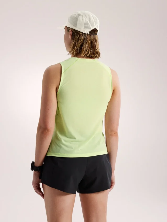 Camiseta de tirantes Norvan para mujer
