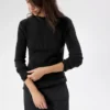 Capas intermedias de lana Conic para mujer
