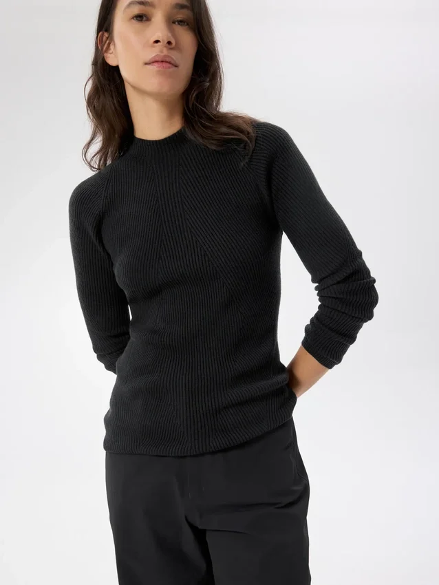 Capas intermedias de lana Conic para mujer