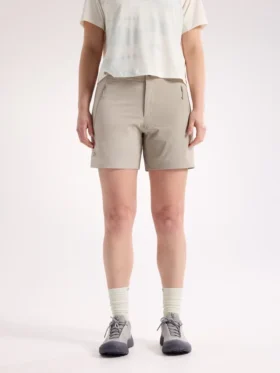 Pantalones cortos Gamma de 6" para mujer