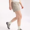 Pantalones cortos Gamma de 6" para mujer