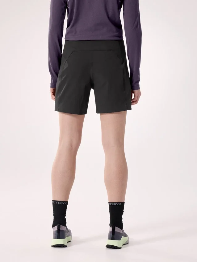 Pantalones cortos Gamma de 6" para mujer