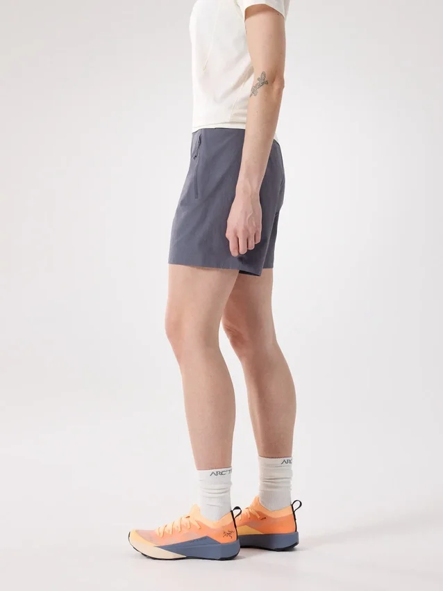 Pantalones cortos Gamma de 6" para mujer