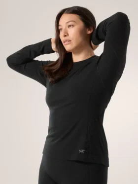 Satoro de lana merino con cuello redondo y manga larga para mujer