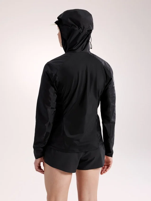 Sudadera con capucha Norvan Windshell para mujer